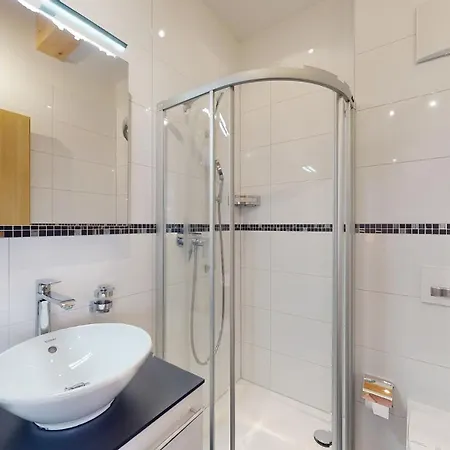 4br Flat In The Centre Of - What'app - 0034-635-518-057 - For Reservations! 维松纳